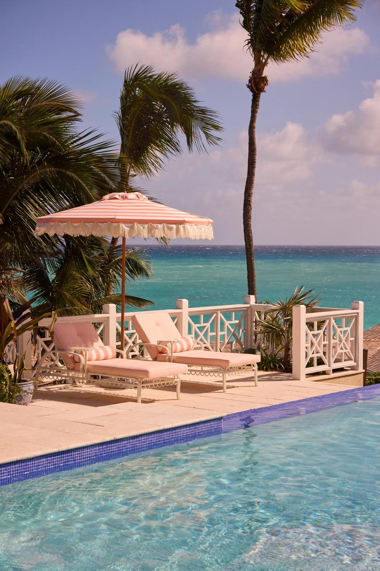 Coral Sands Inn & Cottages Dunmore Town Екстер'єр фото