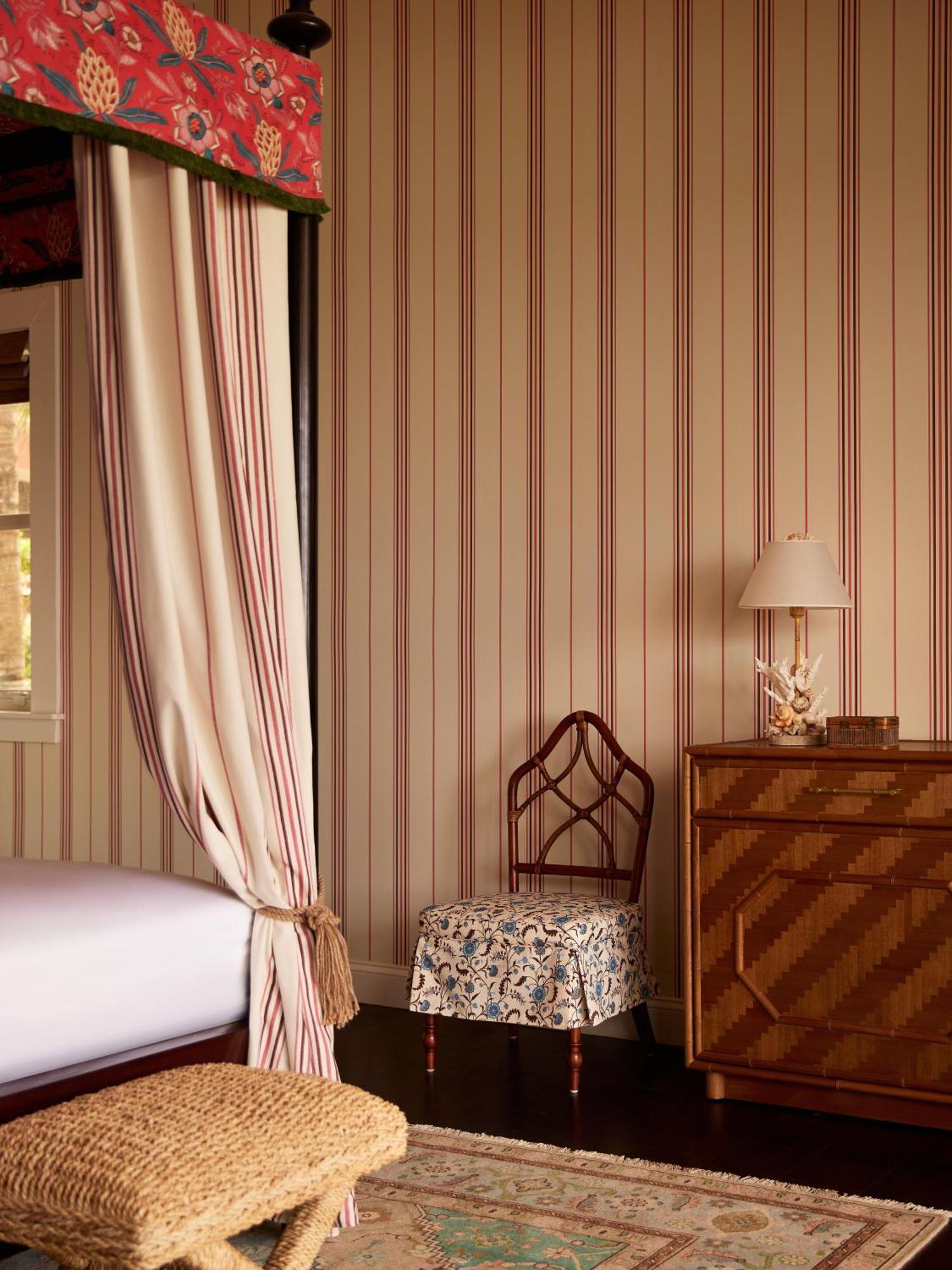 Coral Sands Inn & Cottages Dunmore Town Екстер'єр фото